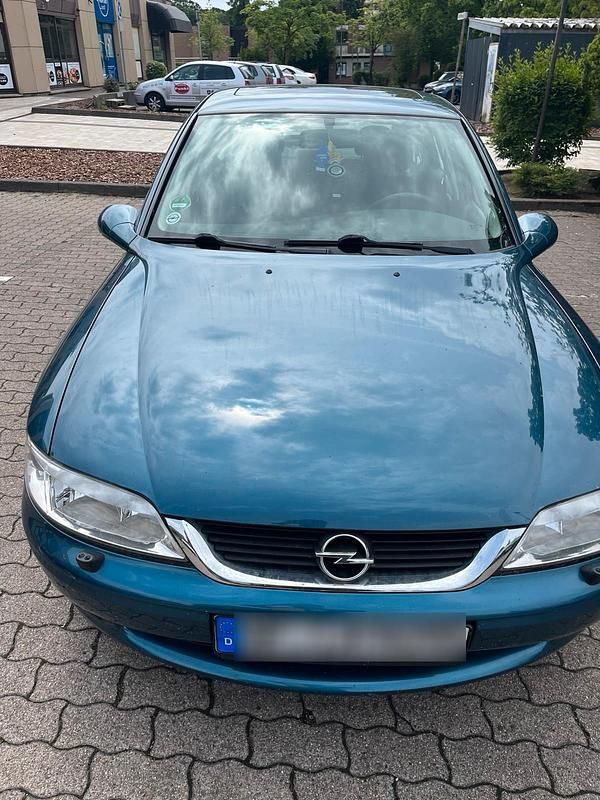 Blau Gebraucht 2001 Opel Vectra Limousine | 2.000 € (Fairer Preis) - Bild 1/4