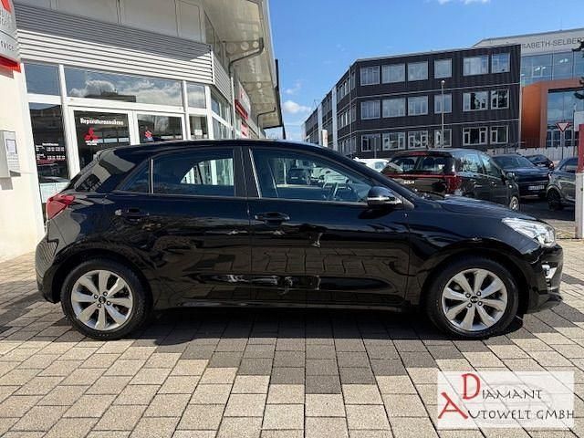 Gebraucht Kia Rio Vision 101 PS (74 kW) 2021 Schwarz Limousine