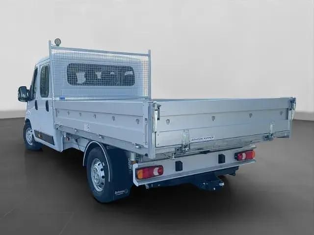 Gebraucht Opel Movano 121 PS (88 kW) 2024 Weiß Limousine