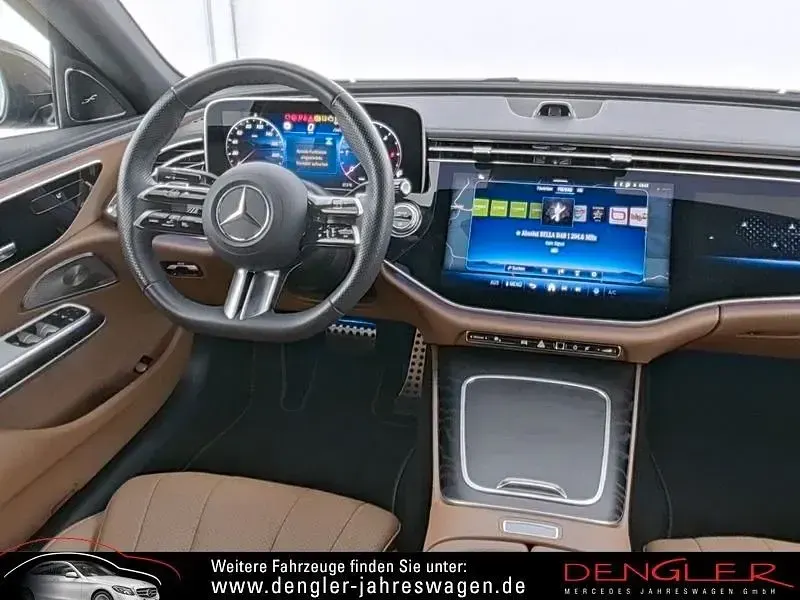 Gebraucht Mercedes E220 AMG line 197 PS (144 kW) 2025 Schwarz Limousine