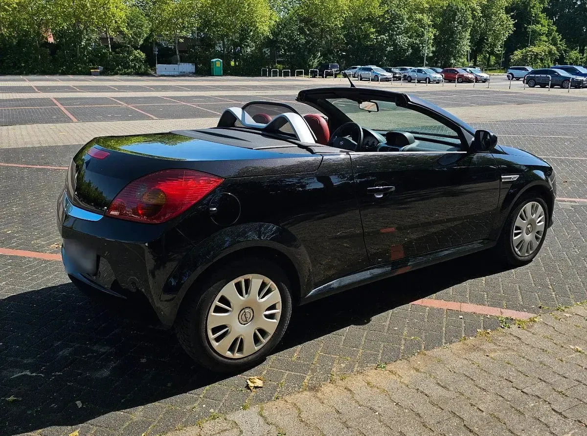 Gebraucht Opel Tigra Design Edition 125 PS (91 kW) 2007 Schwarz Cabrio