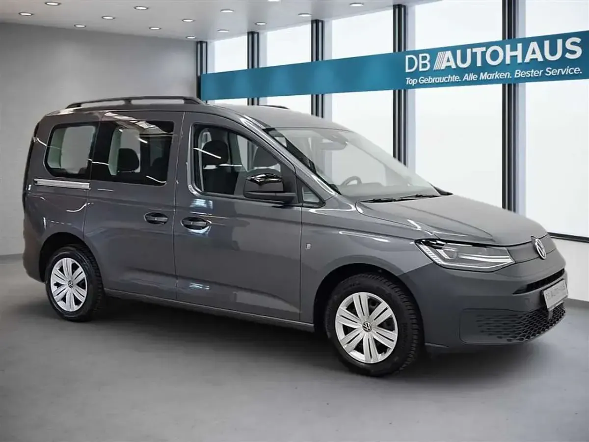 Second-hand VW Caddy 122 CP (89 kW) 2022 Gri Monovolum