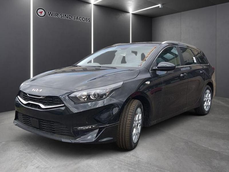 Schwarz Neu 2025 Kia Ceed Kleinwagen | 24.490 € (Fairer Preis) - Bild 1/4