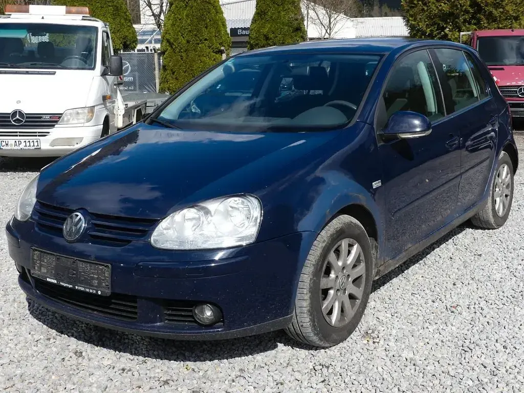 Gebraucht VW Golf IV Comfortline 105 PS (77 kW) 2005 Blau Limousine