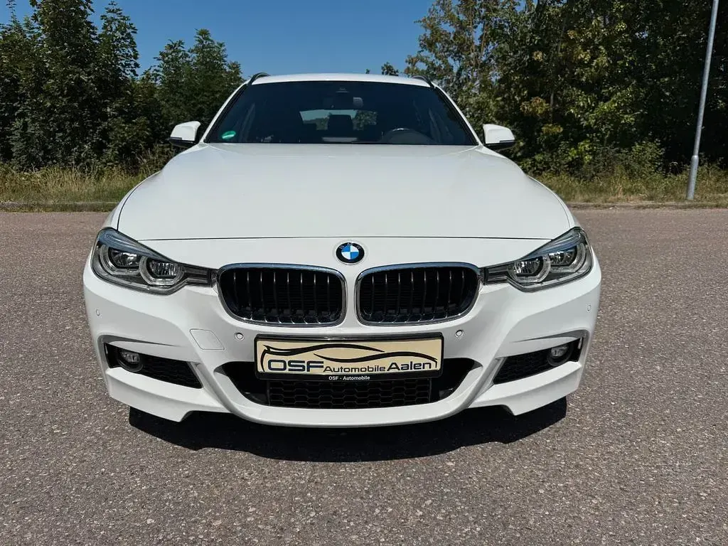 Gebraucht BMW 320 M Sport 190 PS (139 kW) 2018 Weiß Limousine