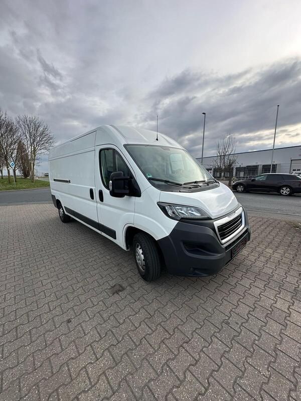 Weiß Gebraucht 2014 Peugeot Boxer Comfort Van | 9.950 € (Fairer Preis) - Bild 1/4