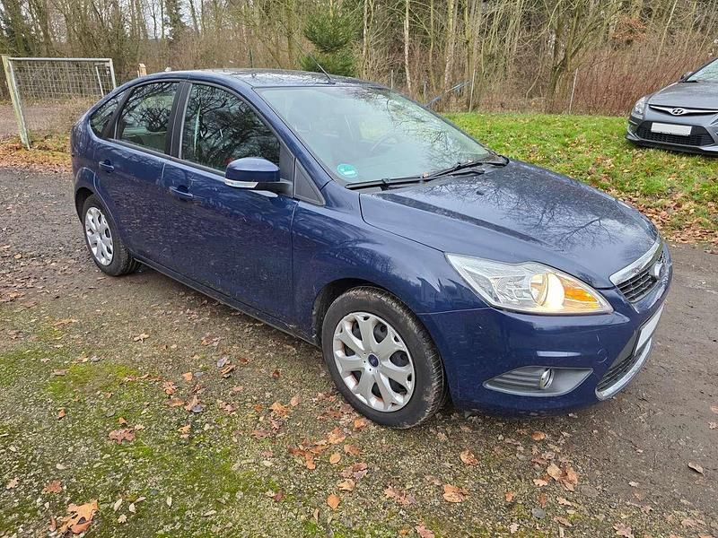 Blazerblau Gebraucht 2011 Ford Focus Style Kleinwagen | 4.750 € (Fairer Preis) - Bild 1/4