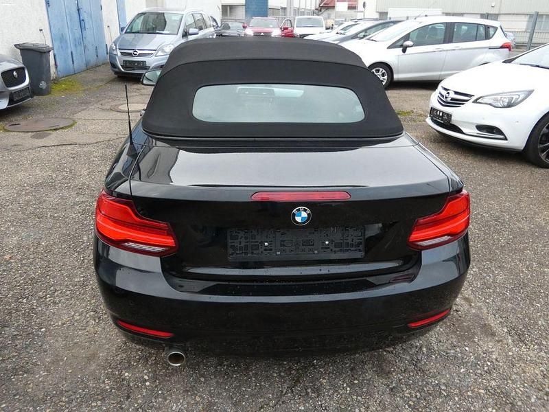 Gebraucht BMW 218 Sport Line 136 PS (100 kW) 2018 Schwarz Cabrio