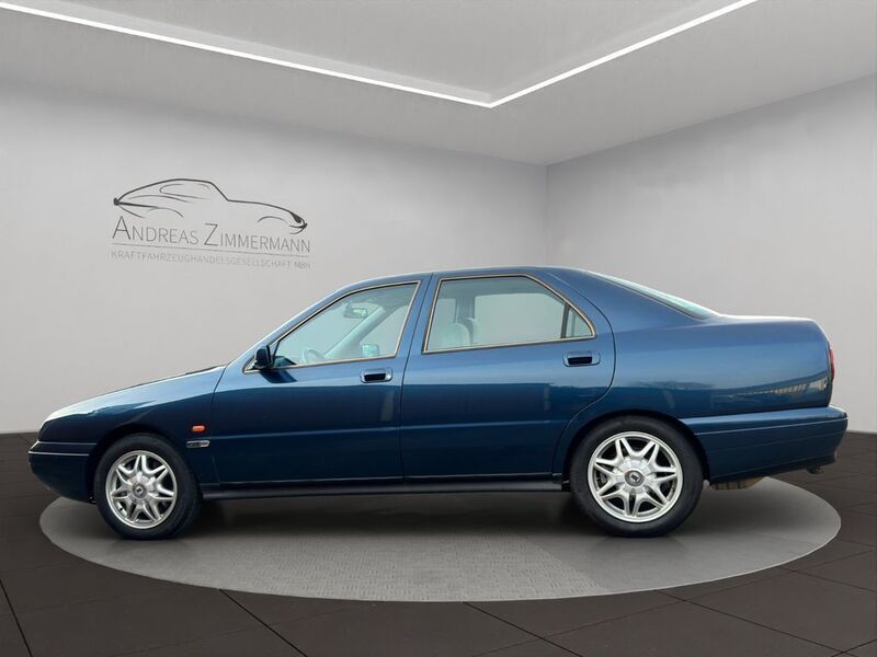 Gebraucht Lancia Kappa 220 PS (161 kW) 1999 Blau Limousine