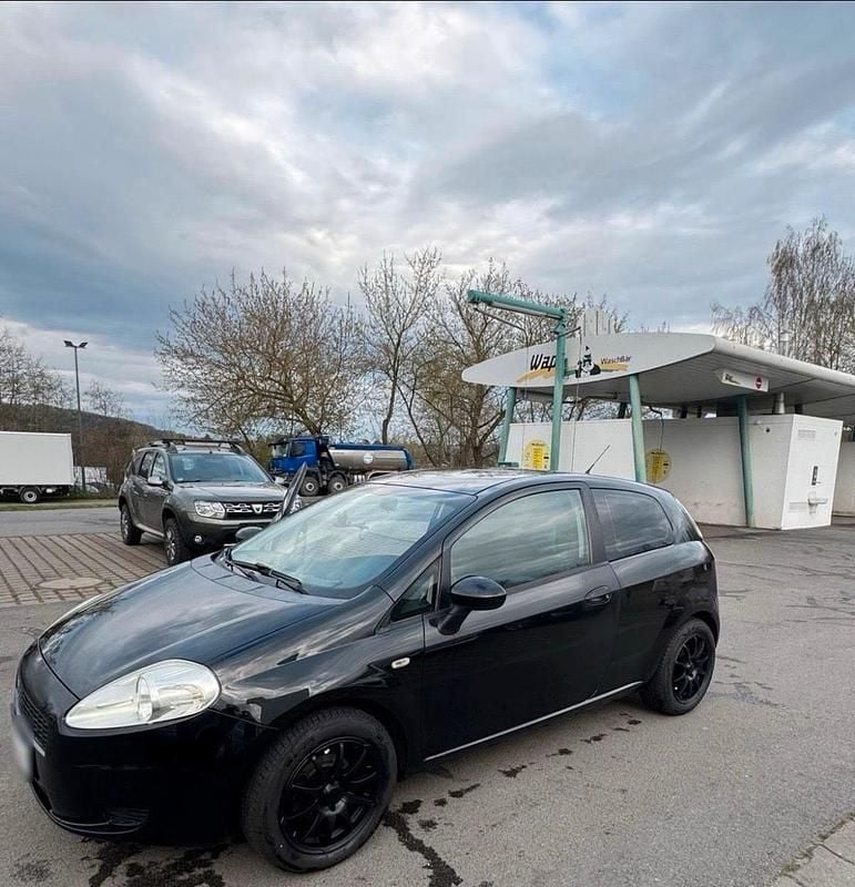 Gebraucht Fiat Punto 77 PS (56 kW) 2008 Schwarz Kleinwagen