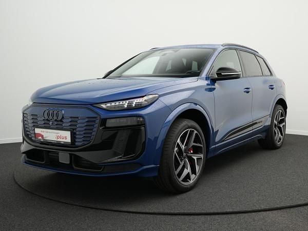 Blau (ascariblau metallic) Gebraucht 2024 Audi SQ6 e-tron Basis SUV | 79.481 € (Fairer Preis) - Bild 1/3