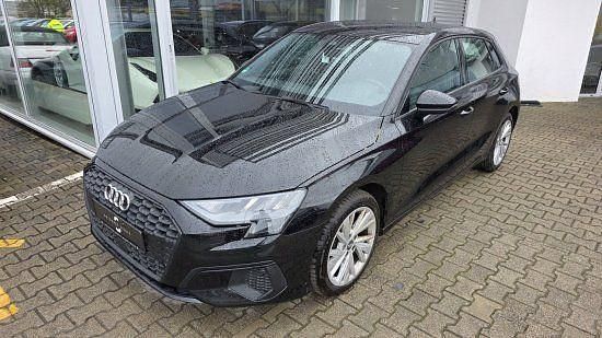 Gebraucht Audi A3 Advanced 150 PS (110 kW) 2020 Mythosschwarz metallic (metallic) Limousine
