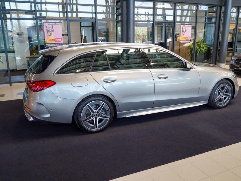 Gebraucht Mercedes C220 AMG line 197 PS (144 kW) 2023 Silber Kombi