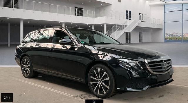 Schwarz Gebraucht 2020 Mercedes E300 Limousine | 24.980 € (Superpreis) - Bild 1/3