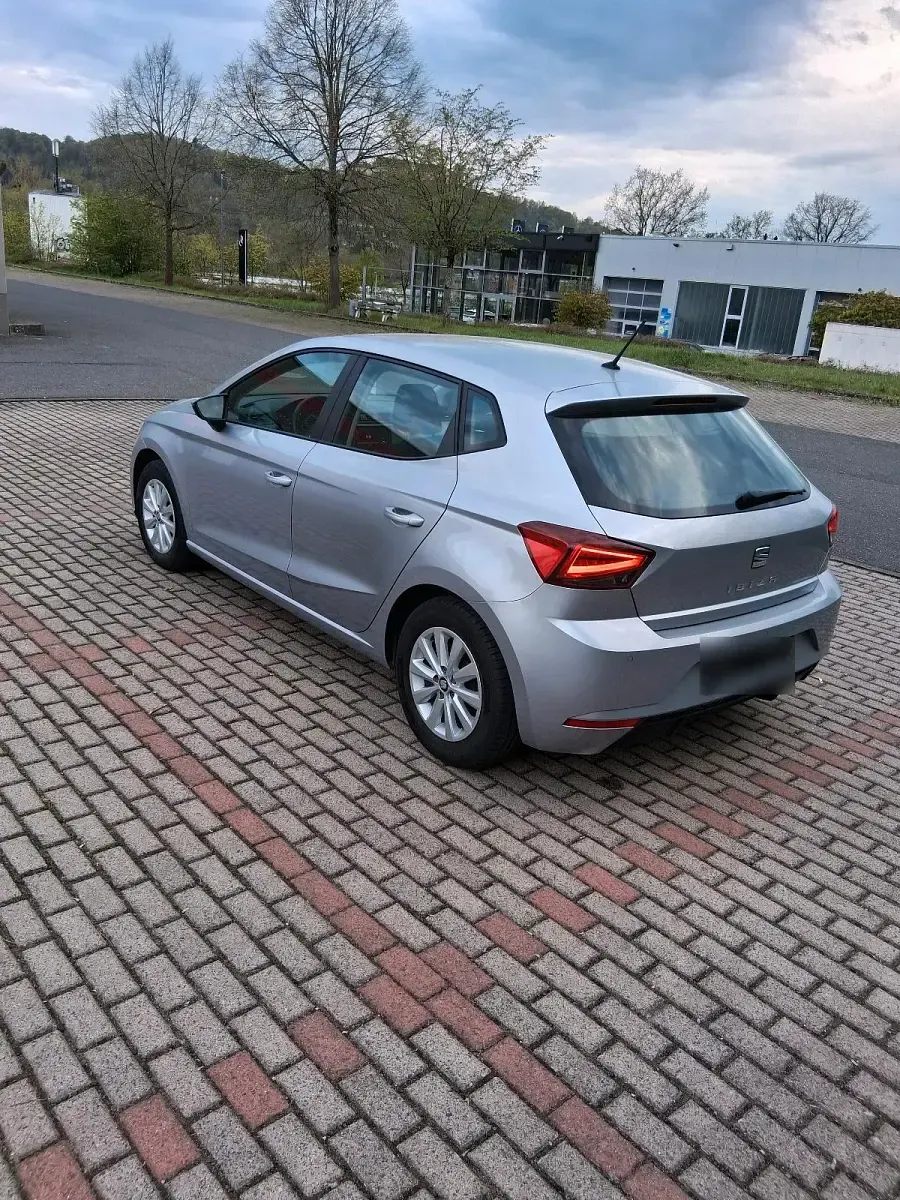 Gebraucht Seat Ibiza Style 95 PS (69 kW) 2018 Silber Kleinwagen