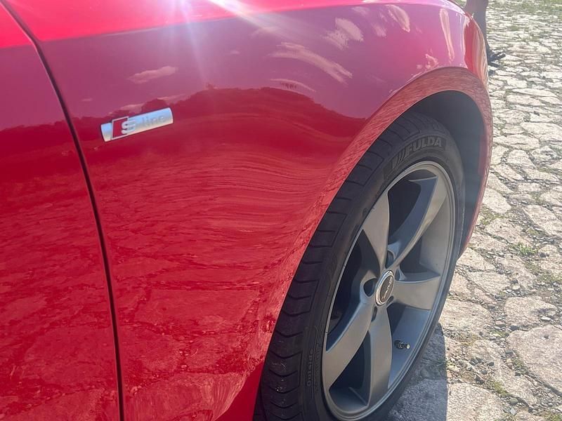 Gebraucht Audi A5 Cabriolet S-Line 160 PS (117 kW) 2011 Rot Cabrio