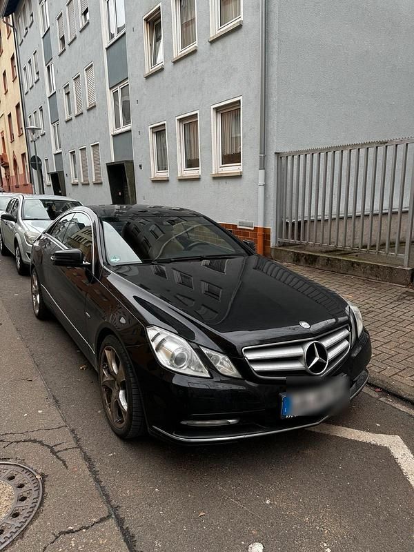 Gebraucht Mercedes E350 231 PS (169 kW) 2011 Coupé