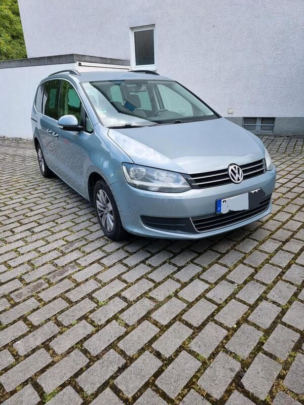 Grau Gebraucht 2010 VW Sharan Van / Kleinbus | 7.000 € (Superpreis) - Bild 1/4