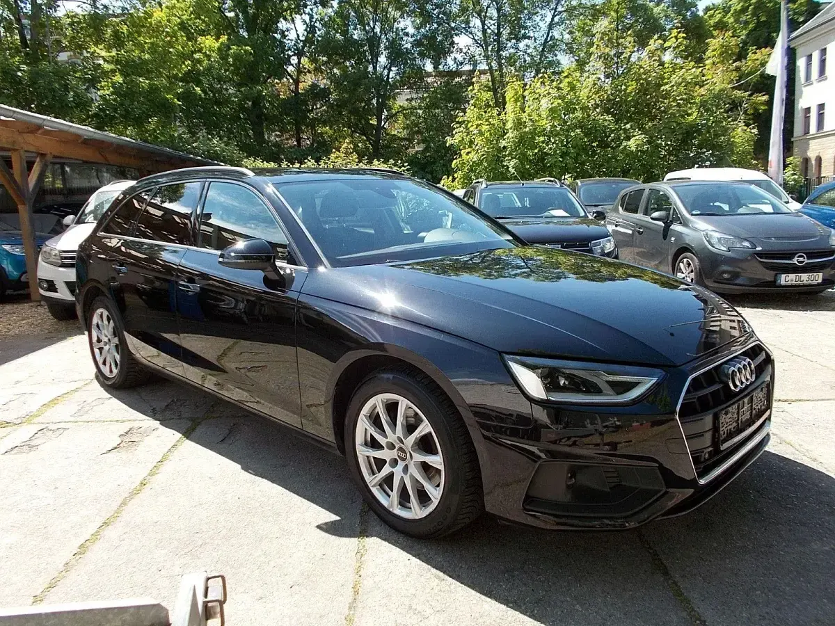 Gebraucht Audi A4 150 PS (110 kW) 2022 Schwarz Kombi