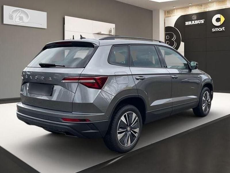 Gebraucht Skoda Karoq Tour 150 PS (110 kW) 2023 Grau SUV
