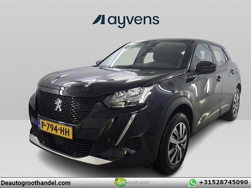 Schwarz Gebraucht 2022 Peugeot e-2008 Active SUV | 12.463 € (Superpreis) - Bild 1/4