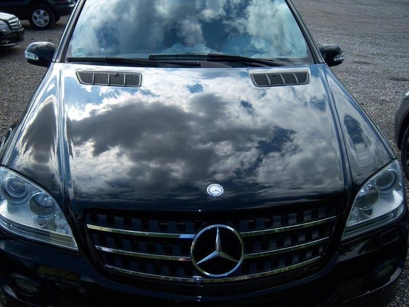 Gebraucht Mercedes ML320 224 PS (164 kW) 2007 Schwarz SUV
