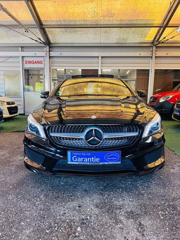 Gebraucht Mercedes CLA180 122 PS (89 kW) 2016 Schwarz Limousine