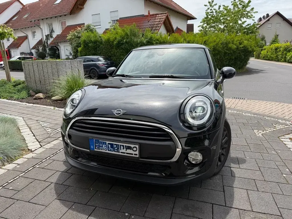 Gebraucht Mini ONE 102 PS (75 kW) 2019 Schwarz Kleinwagen