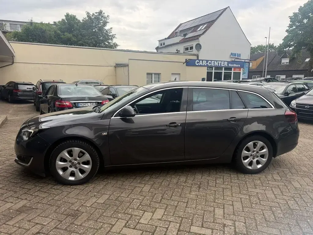 Gebraucht Opel Insignia Innovation 163 PS (119 kW) 2015 Phantom/rocky/asteroid grey Kombi