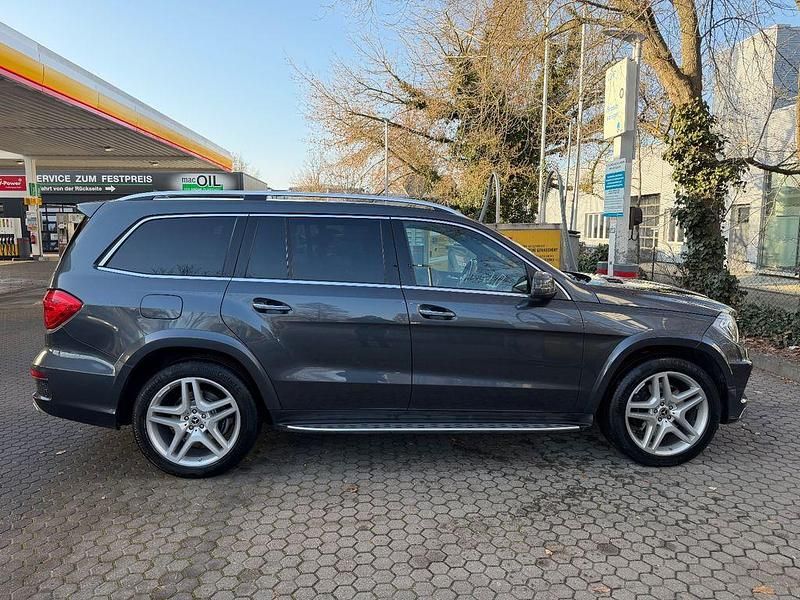 Gebraucht Mercedes GL400 333 PS (244 kW) 2015 Grau SUV