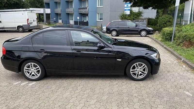 Gebraucht BMW 318 129 PS (94 kW) 2006 Limousine