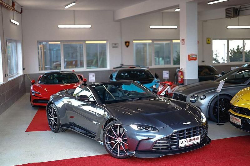 Grau Gebraucht 2023 Aston Martin V12 Vantage Coupé | 324.073 € (Fairer Preis) - Bild 1/4