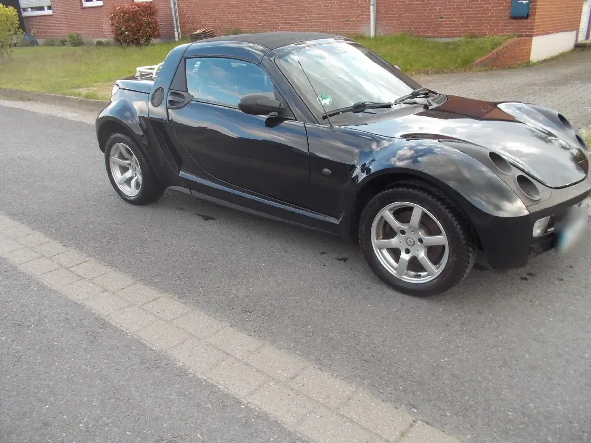 Gebraucht Smart Roadster 61 PS (44 kW) 2003 Schwarz Cabrio