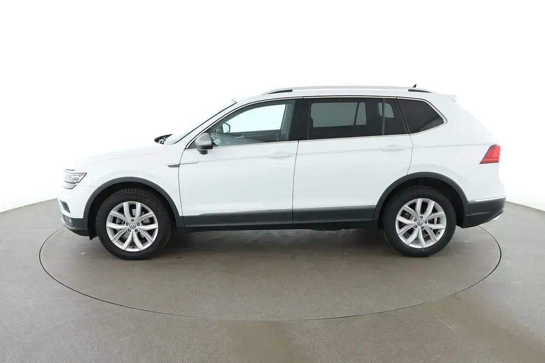 Gebraucht VW Tiguan Allspace Highline 150 PS (110 kW) 2021 Weiß SUV
