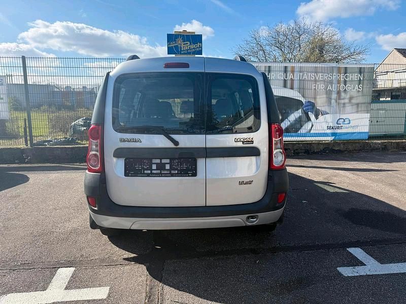 Second-hand Dacia Logan 105 CP (77 kW) 2008 Argintiu Break