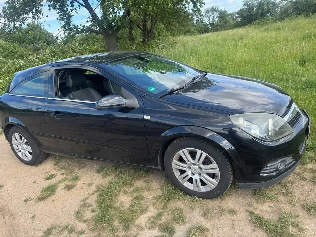 Gebraucht Opel Astra Cabriolet 140 PS (102 kW) 2009 Cabrio