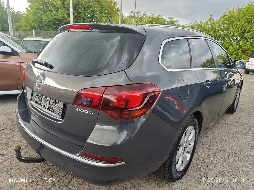 Gebraucht Opel Astra 136 PS (100 kW) 2014 Schwarz Kombi