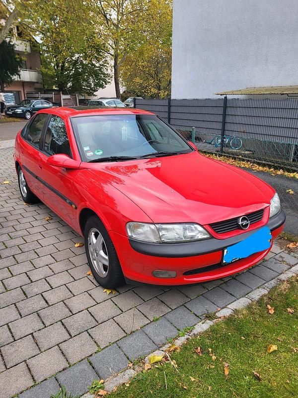 Gebraucht Opel Vectra 136 PS (100 kW) 1996 Rot Limousine
