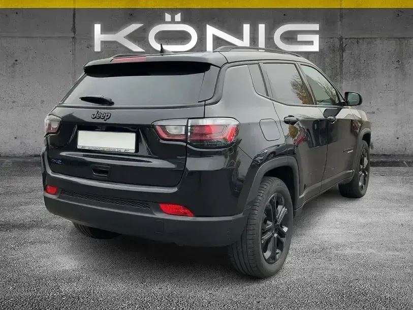 Second-hand Jeep Compass 239 CP (175 kW) 2022 Negru SUV