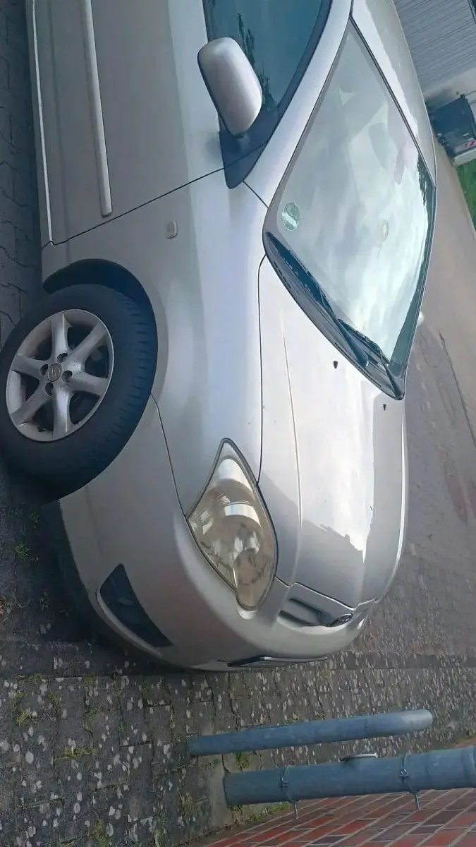 Gebraucht Toyota Corolla 97 PS (71 kW) 2005 Grau Kleinwagen