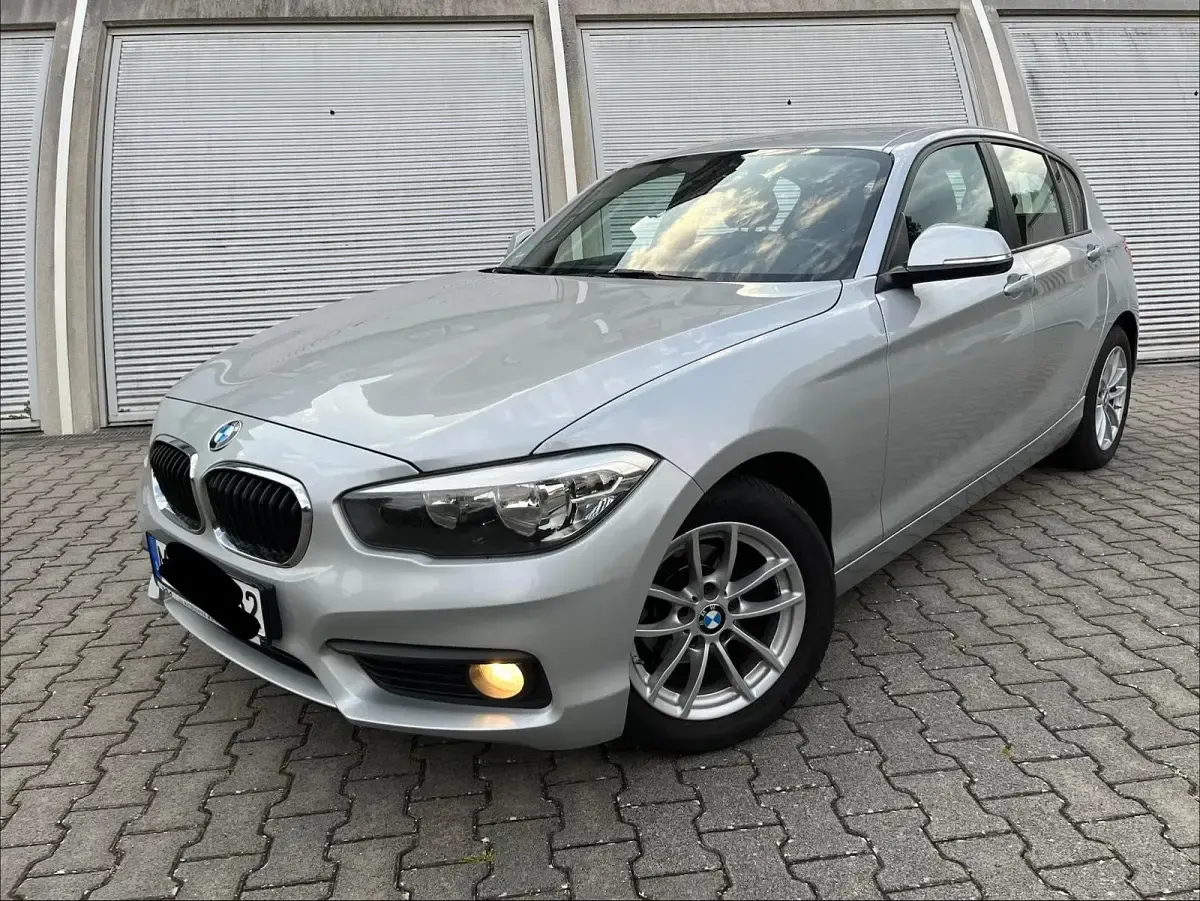 Gebraucht BMW 116 Advantage 109 PS (80 kW) 2018 Silber Kleinwagen