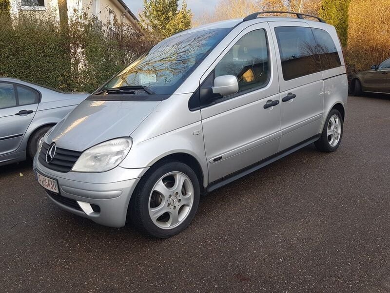 Gebraucht Mercedes Vaneo 91 PS (66 kW) 2004 Silber Van / Kleinbus