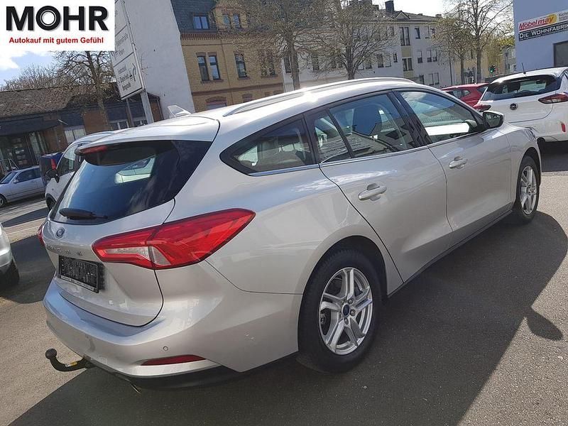 Gebraucht Ford Focus Cool & Connect 101 PS (74 kW) 2021 Silber Kombi