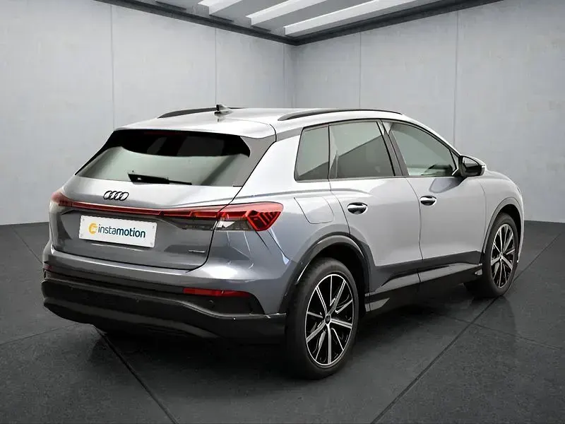Używany Audi Q4 e-tron 210 kW (286 KM) 2025 Niebieski SUV