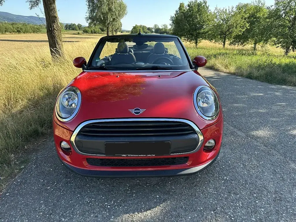 Gebraucht Mini One Cabriolet 102 PS (75 kW) 2018 Rot Cabrio