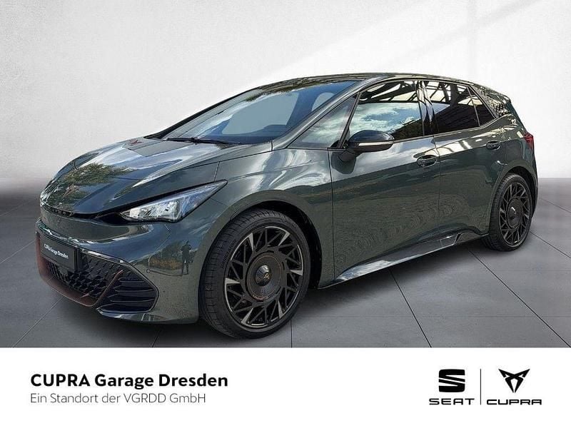 Gebraucht Cupra Born VZ2 239 kW (326 PS) 2025 Dark forest metallic Kleinwagen