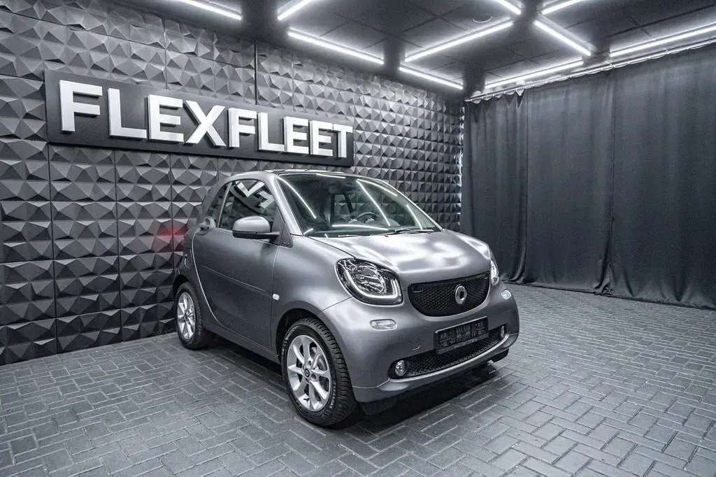 Gebraucht Smart ForTwo Coupé Passion 90 PS (66 kW) 2018 Tridionsicherheitszelle mount Coupé