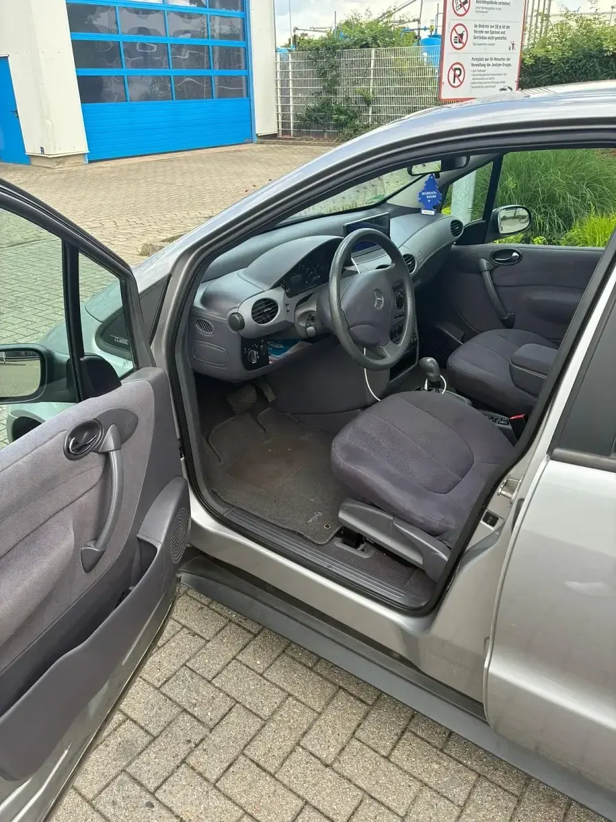 Gebraucht Mercedes A160 90 PS (66 kW) 2000 Grau Kleinwagen