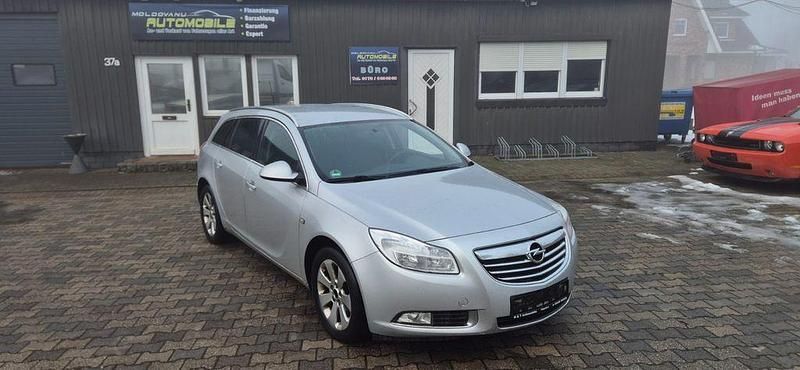 Gebraucht Opel Insignia Edition 131 PS (96 kW) 2009 Silber Kombi
