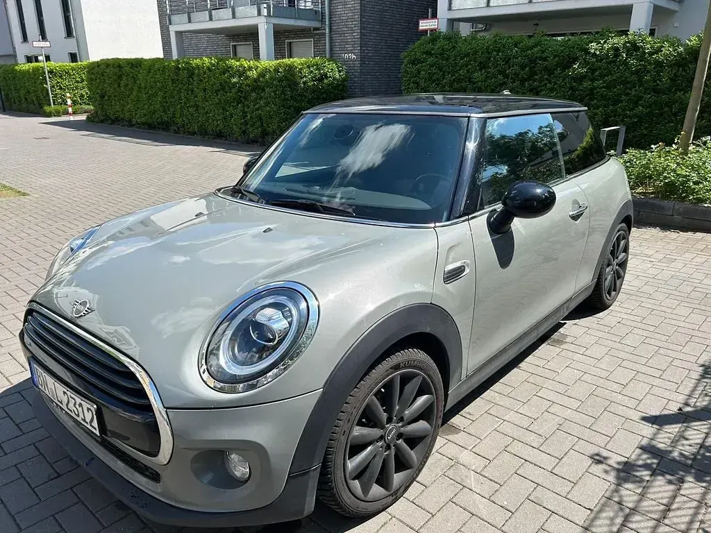 Gebraucht Mini Cooper 136 PS (100 kW) 2019 Grau Kleinwagen
